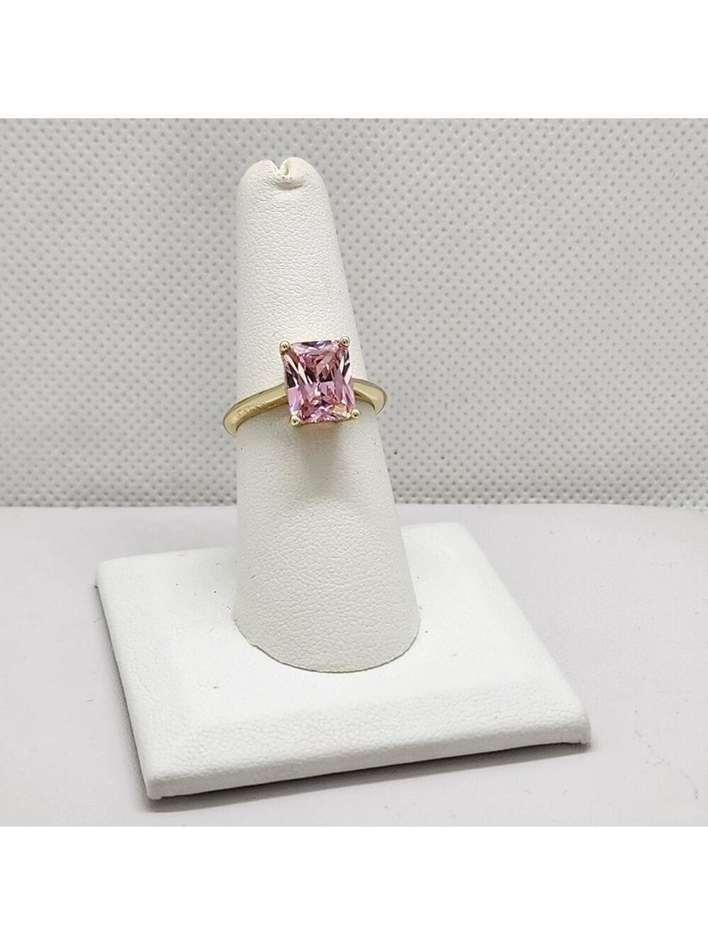 Brand New Sterling Silver 925 Pink Gemstone Ring